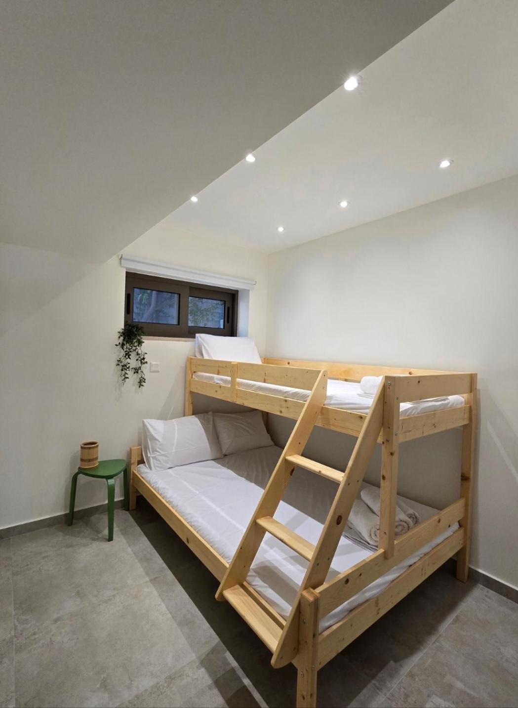 Wind Apartment In 阿吉亚努美利 外观 照片